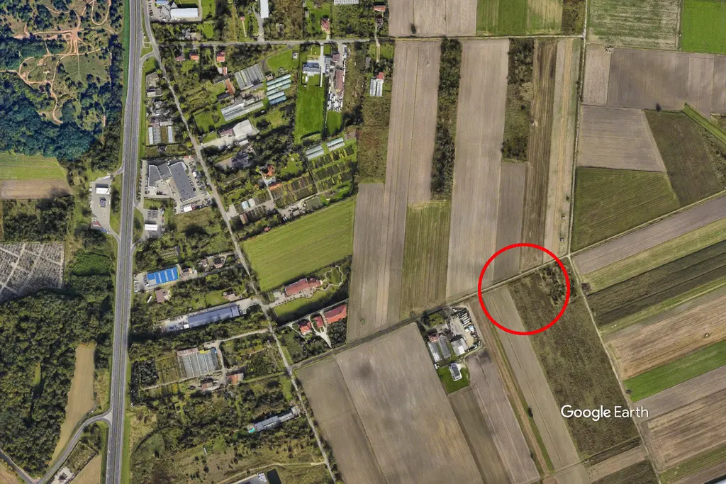 114716918 Działka budowlana Rzgów 1500 m² – narożna z mediami