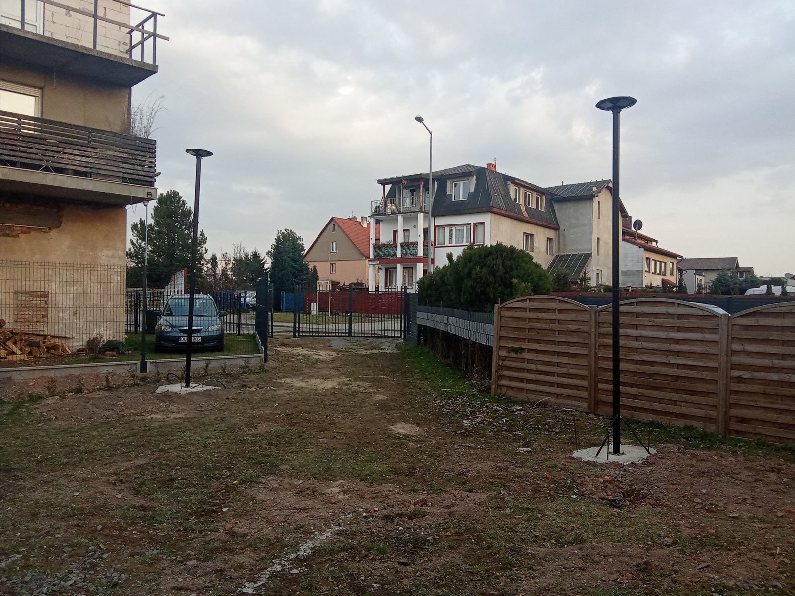 Plac do wynajęcia/dzierżawy przy centrum Legnicy, 340 m2
