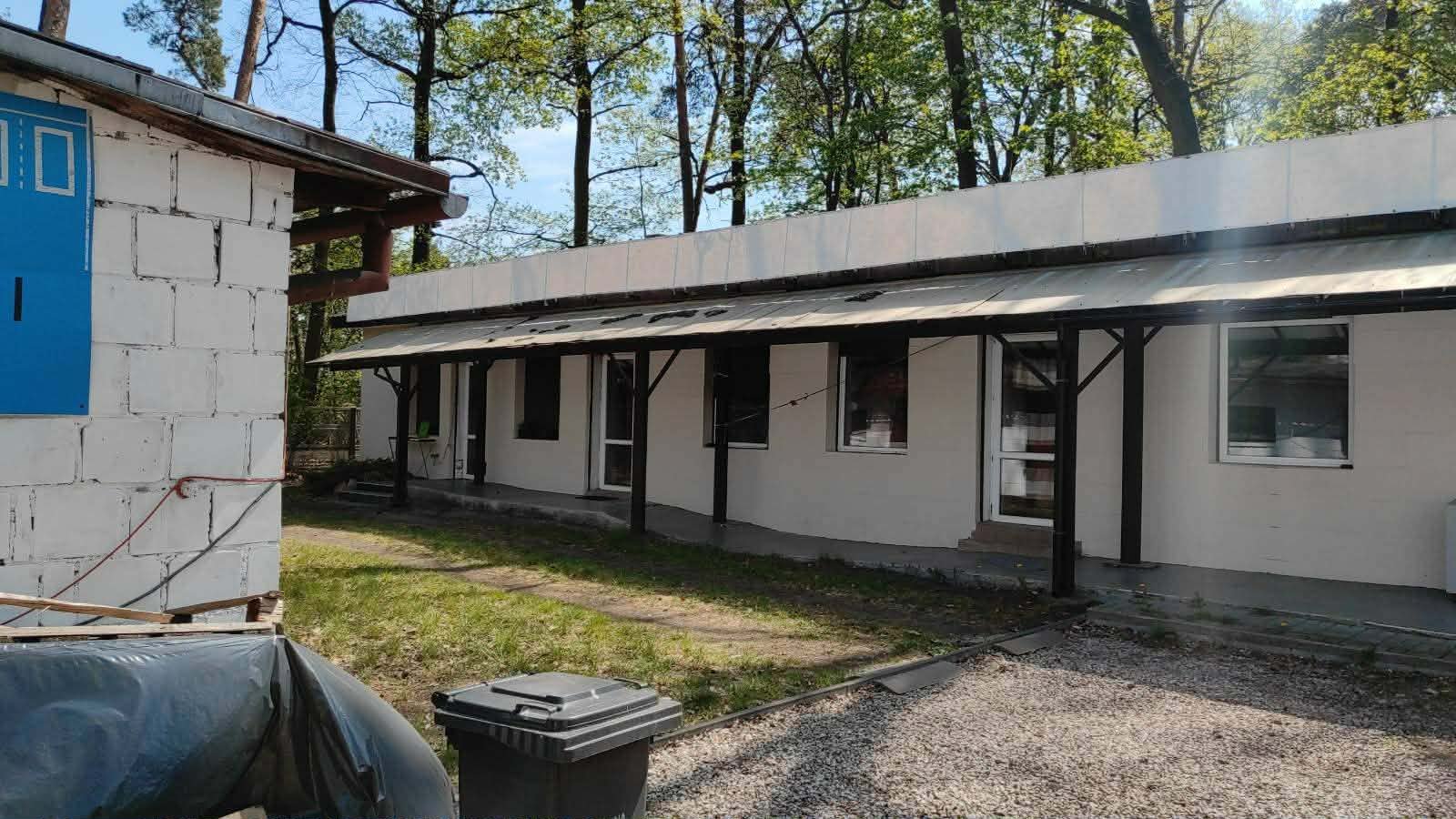 7b88bfe7-645d-4b2f-a4fe-d21669a402a3 Nieruchomość użytkowo-mieszkalna w Międzyborowie pod Warszawą, blisko PKP